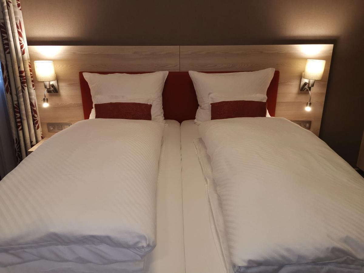 Relax-Hotel Pip-Margraff St. Vith ภายนอก รูปภาพ